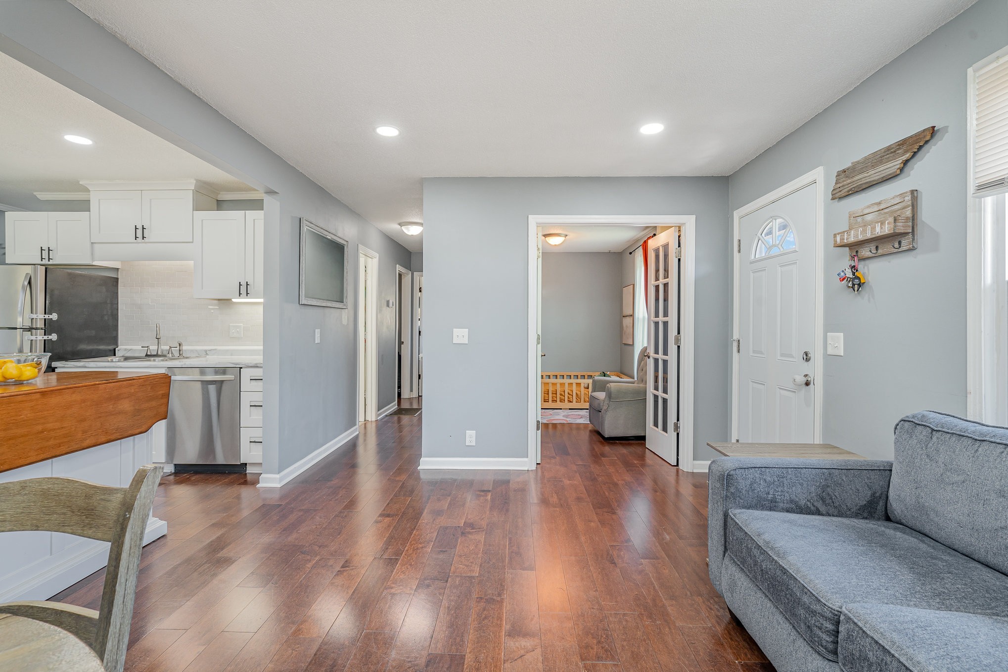 2328 Woodridge Dr