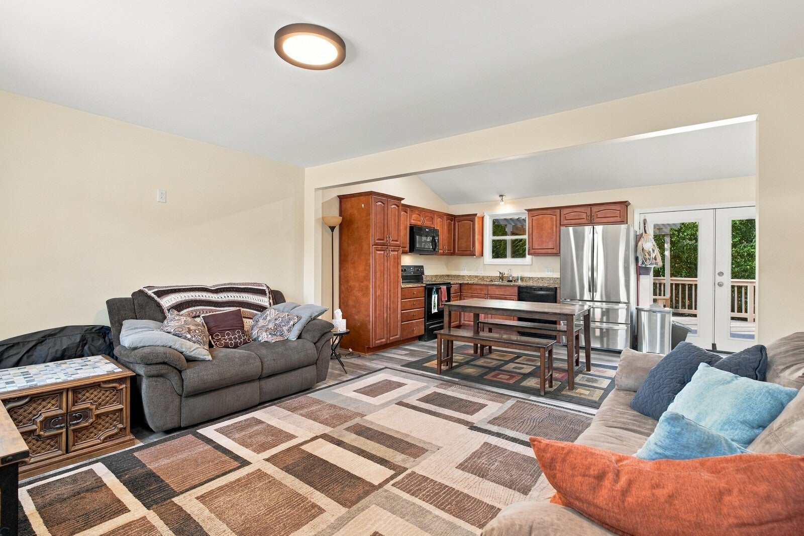 115 Reveille Ct