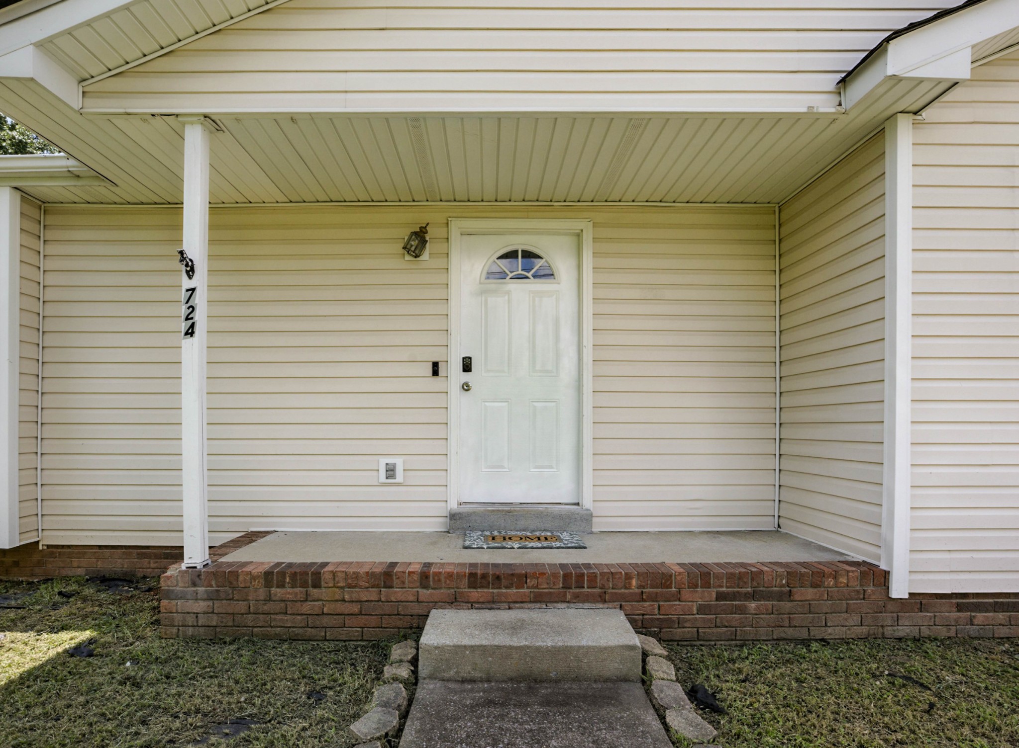 724 Carbondale Dr