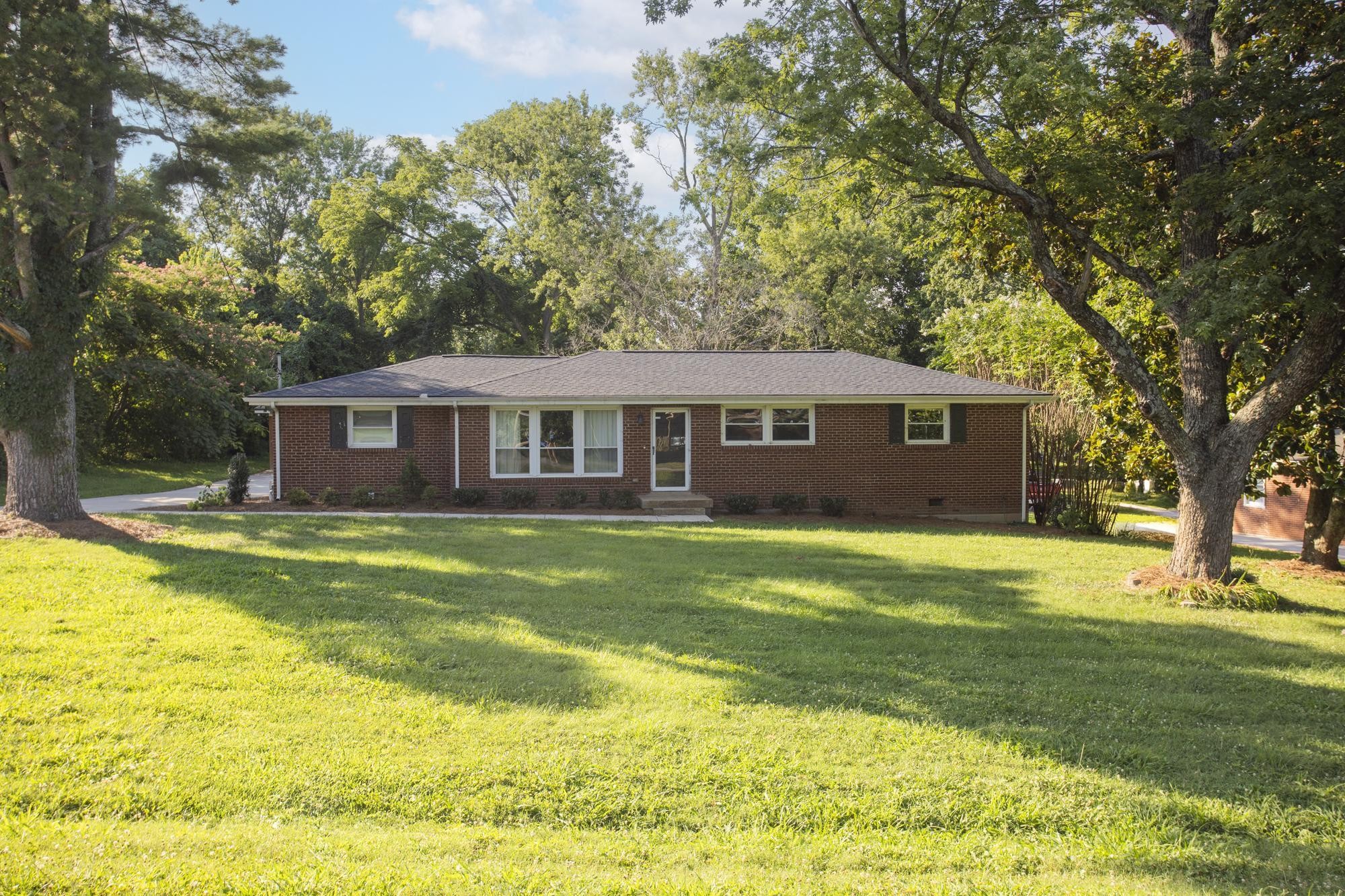 310 Randall Dr