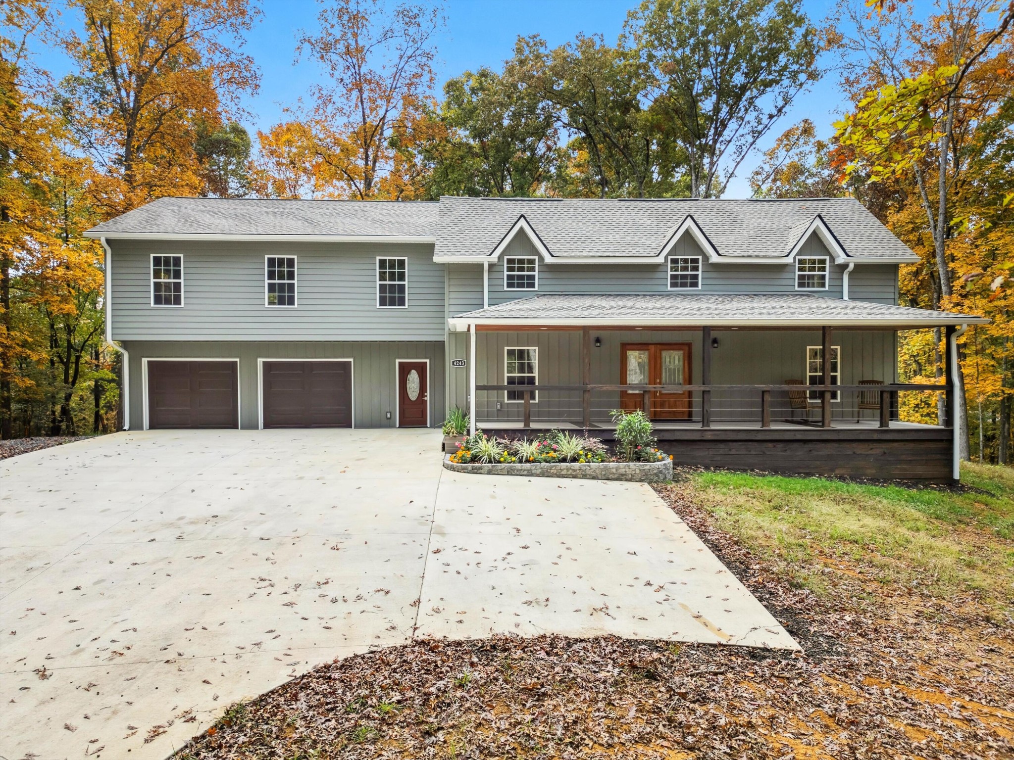 4243 NW Hopewell Drive
