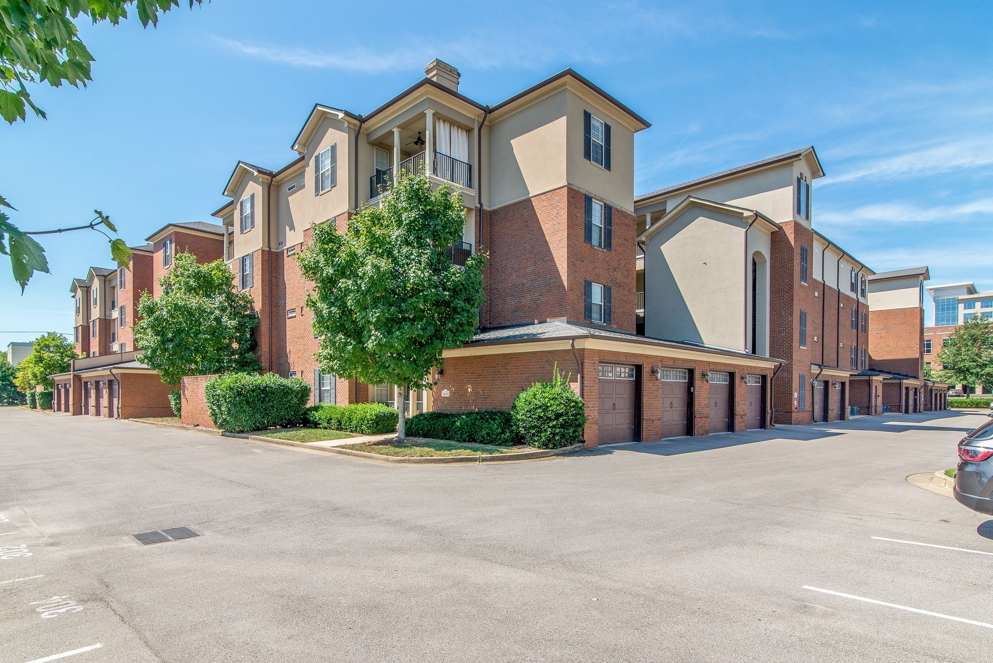 309 Seven Springs Way 403