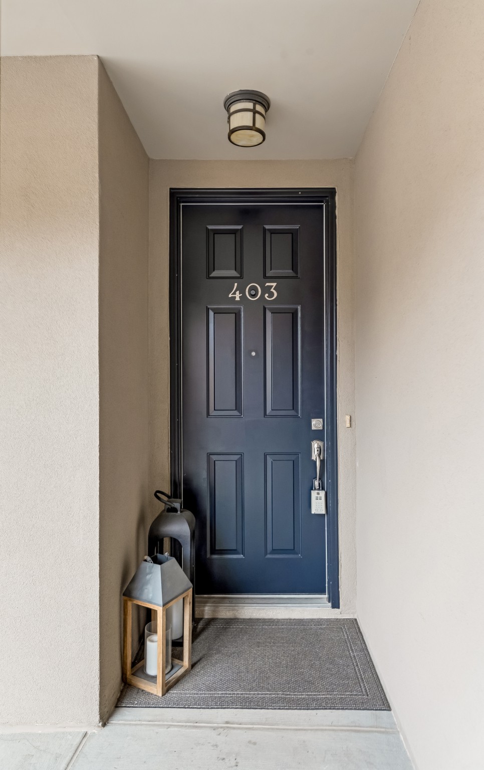 309 Seven Springs Way 403