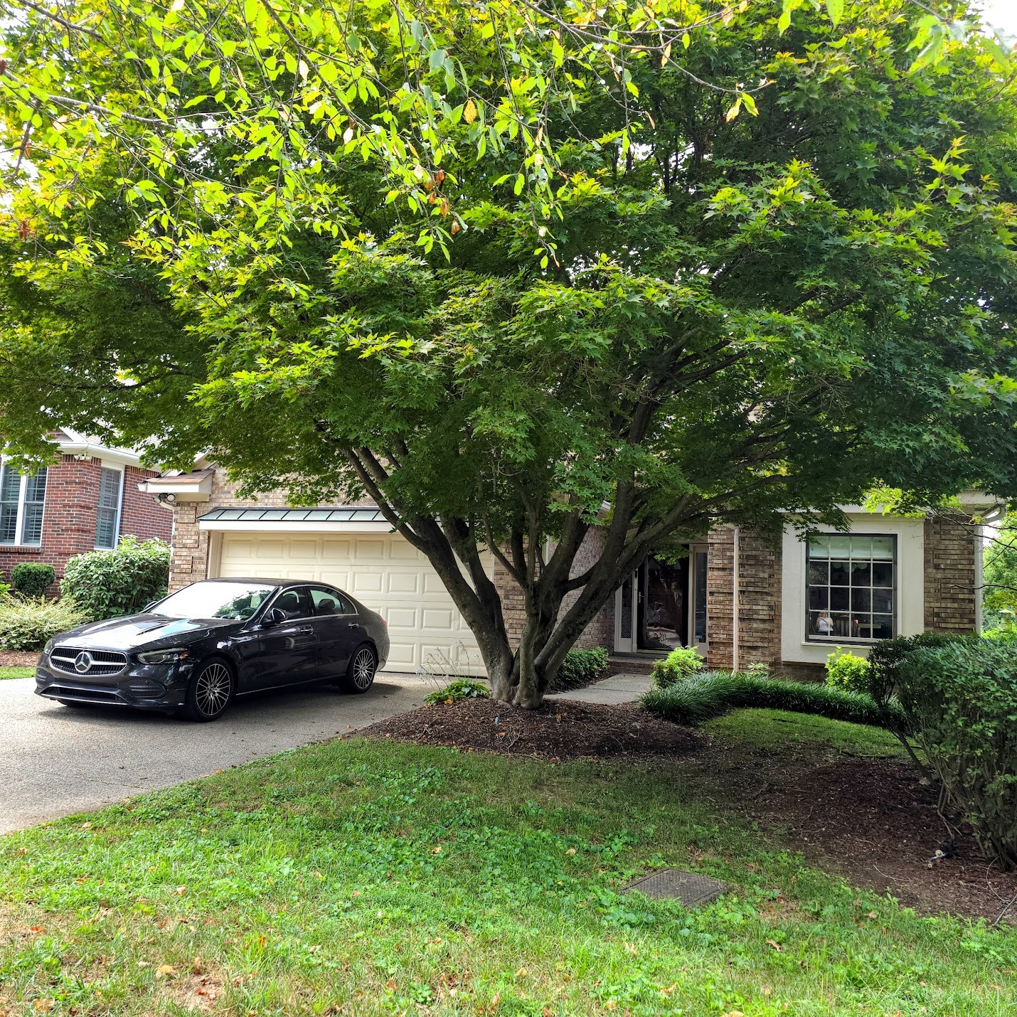 5516 Hearthstone Ln