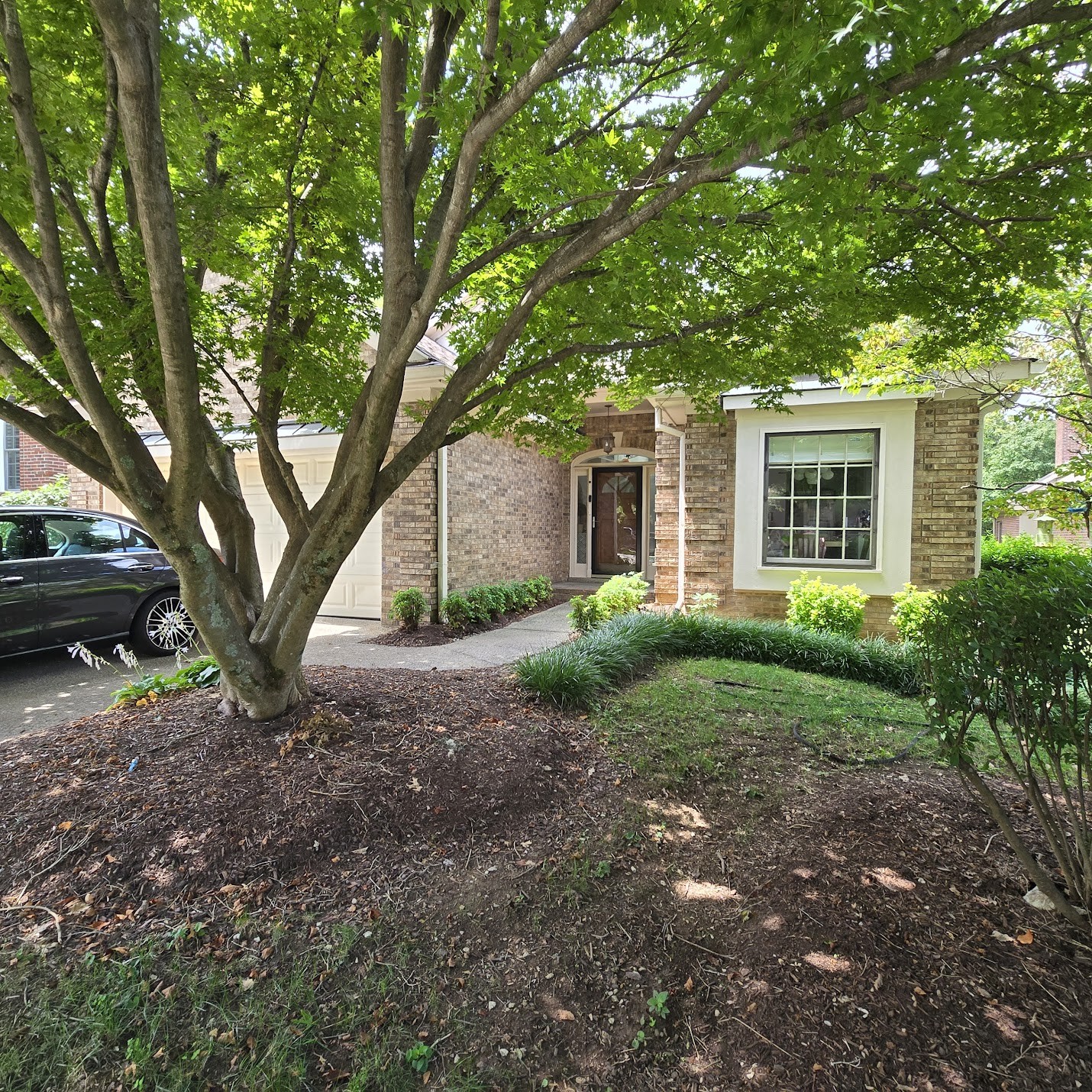 5516 Hearthstone Ln