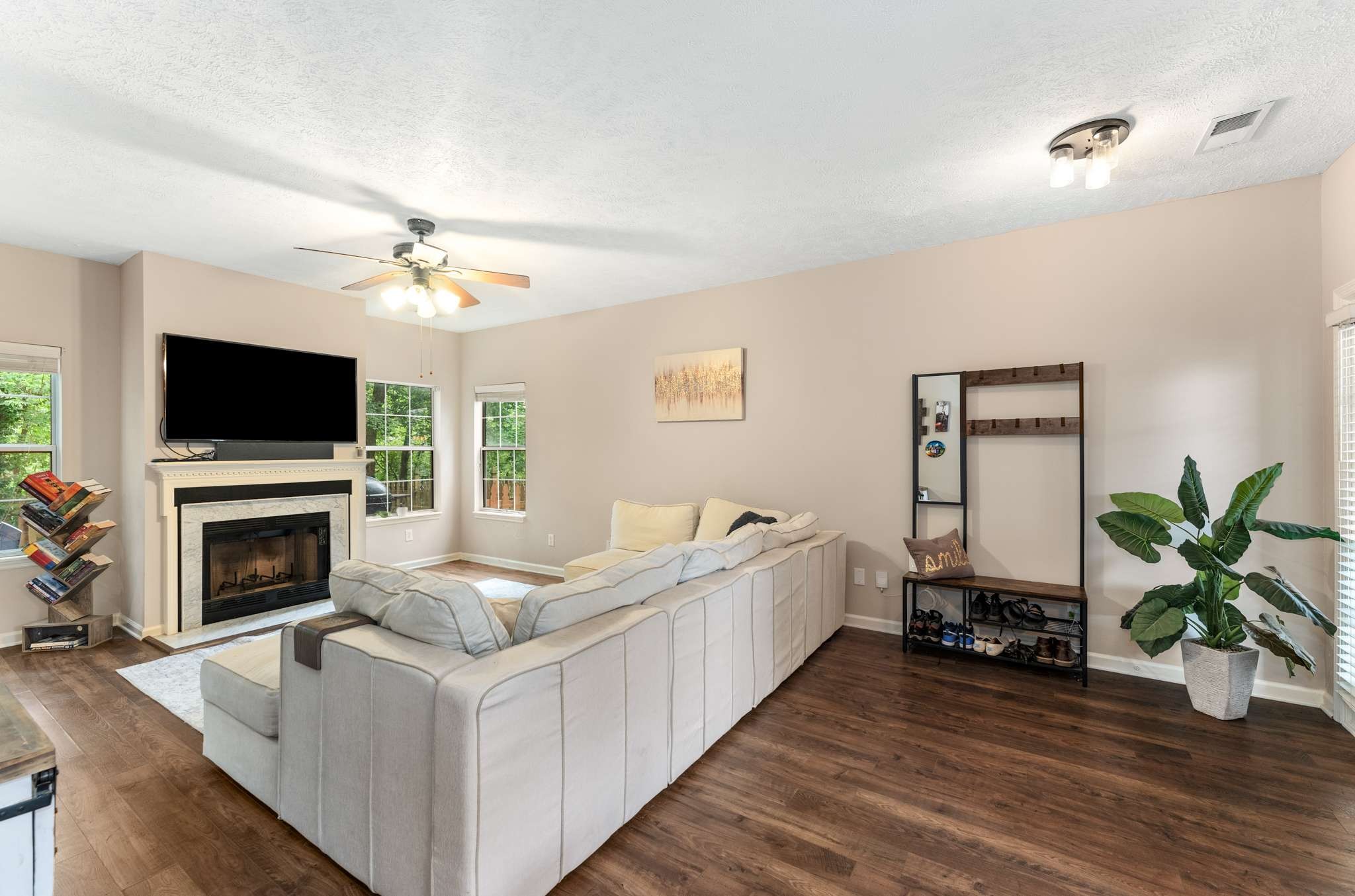 7017 Penbrook Dr