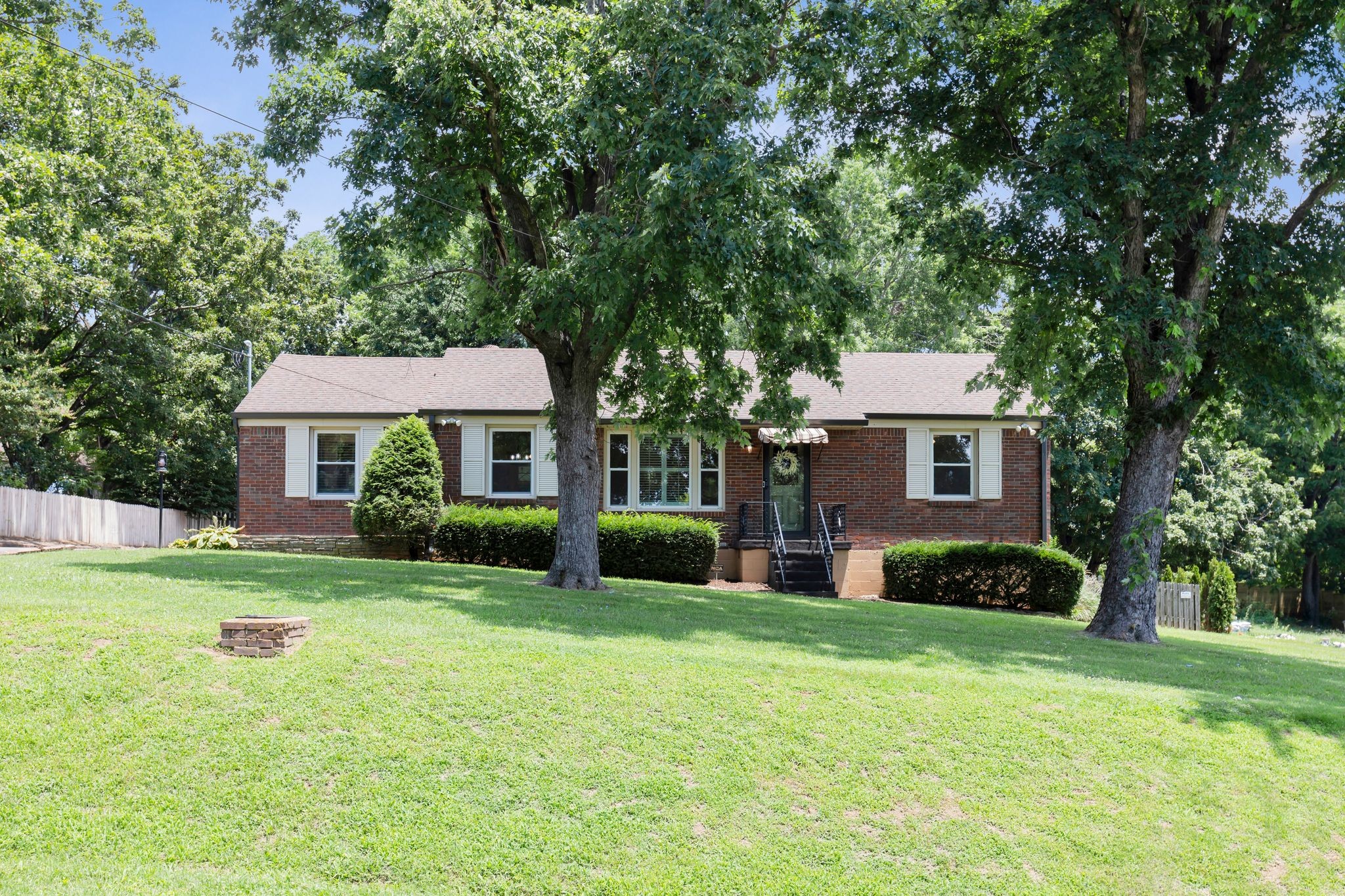3322 Mimosa Dr