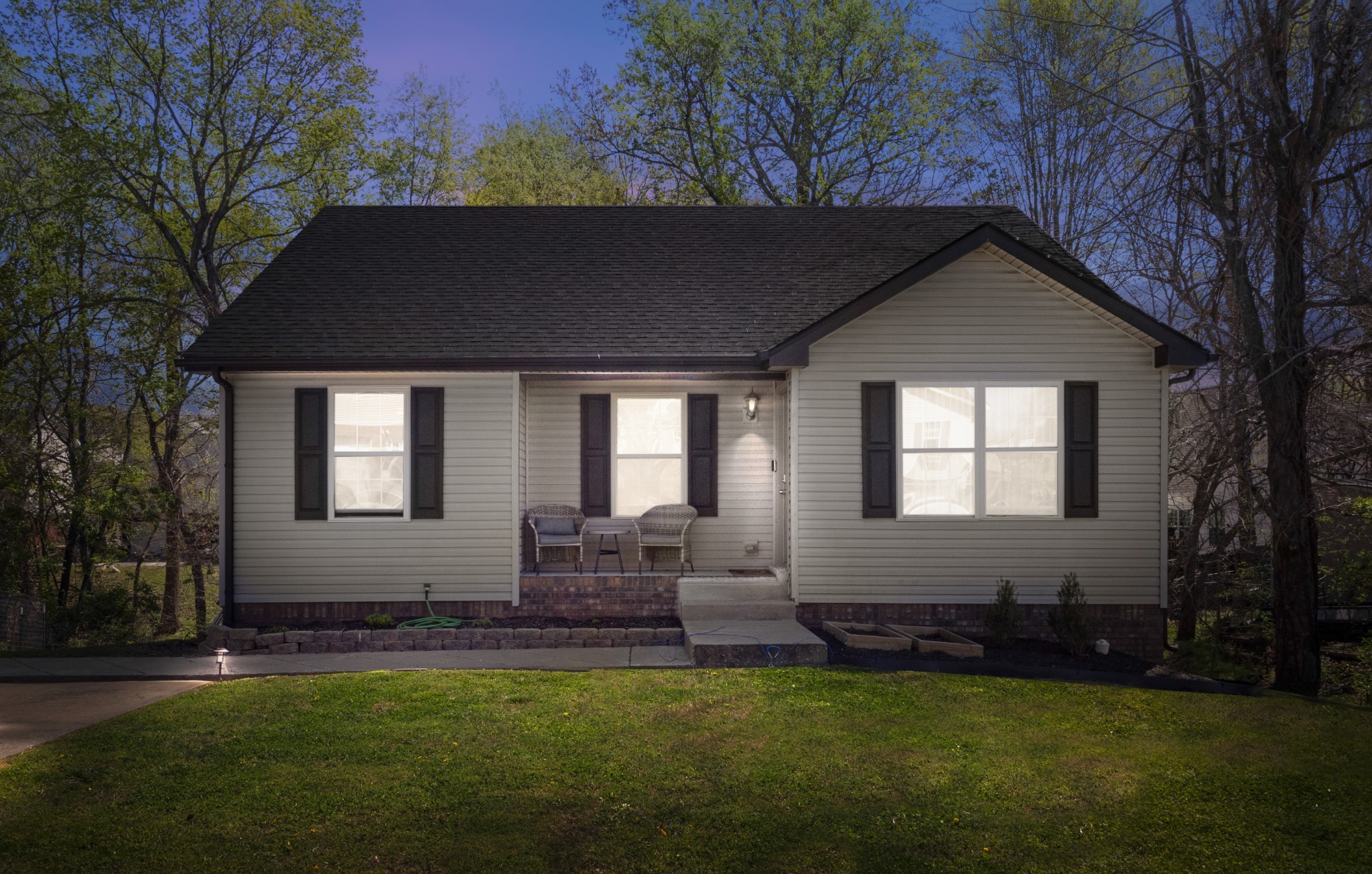 189 Whitehall Dr