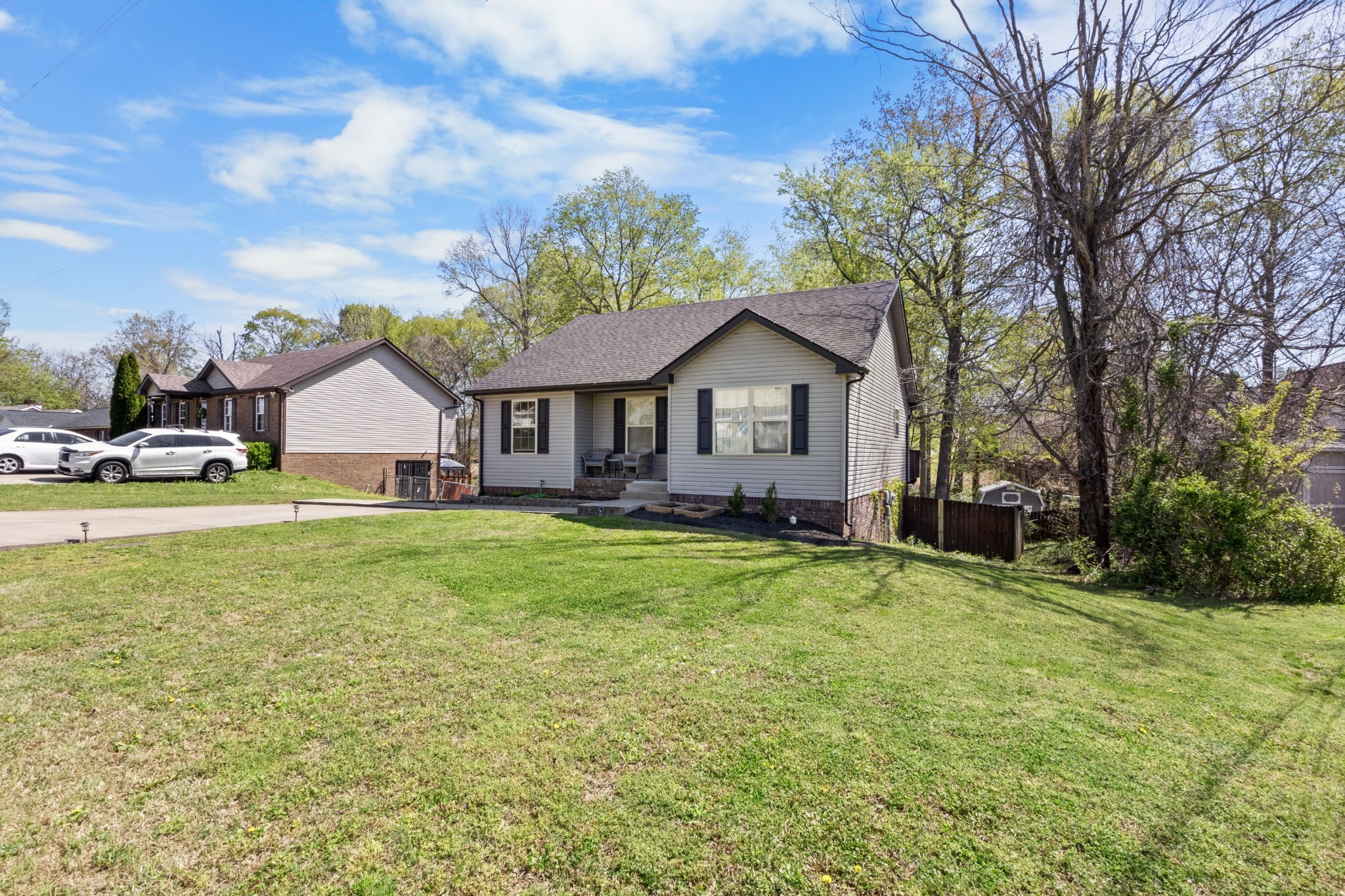 189 Whitehall Dr