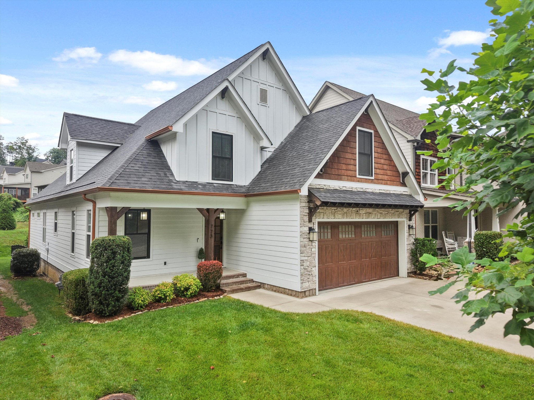 773 Curve Street