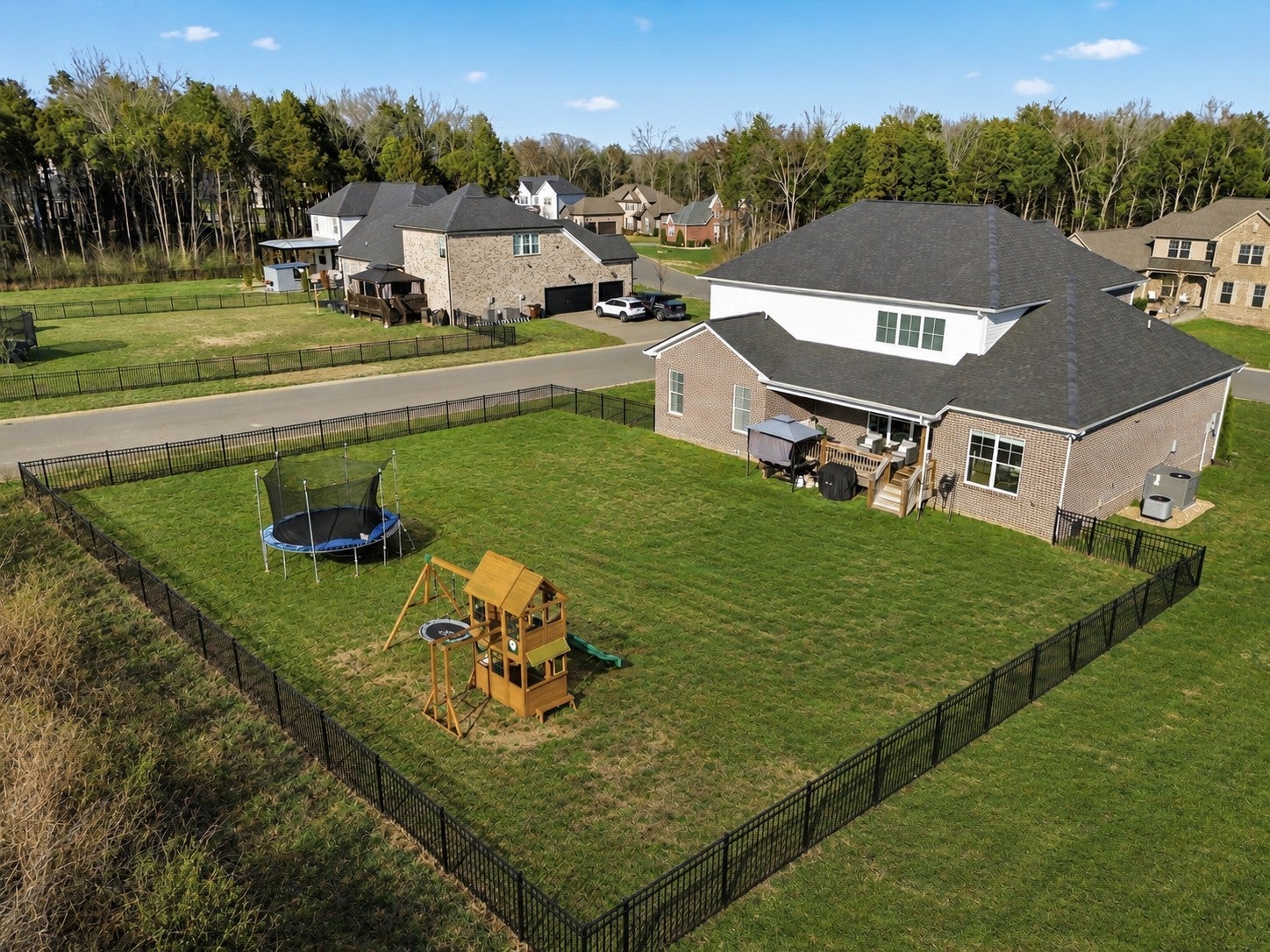 301 Goodwin Ln