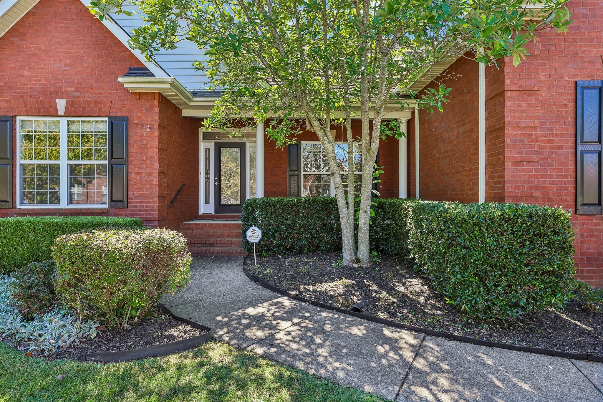3630 Geneva Dr