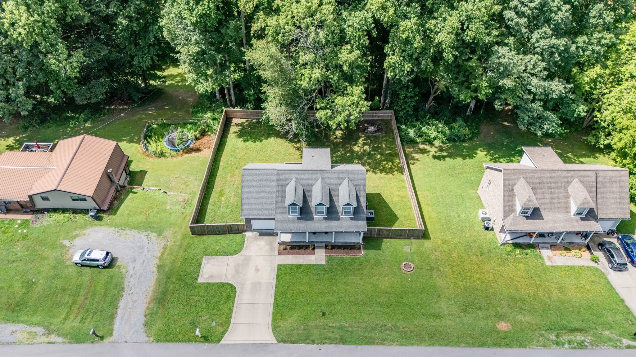2256 Lambert Dr