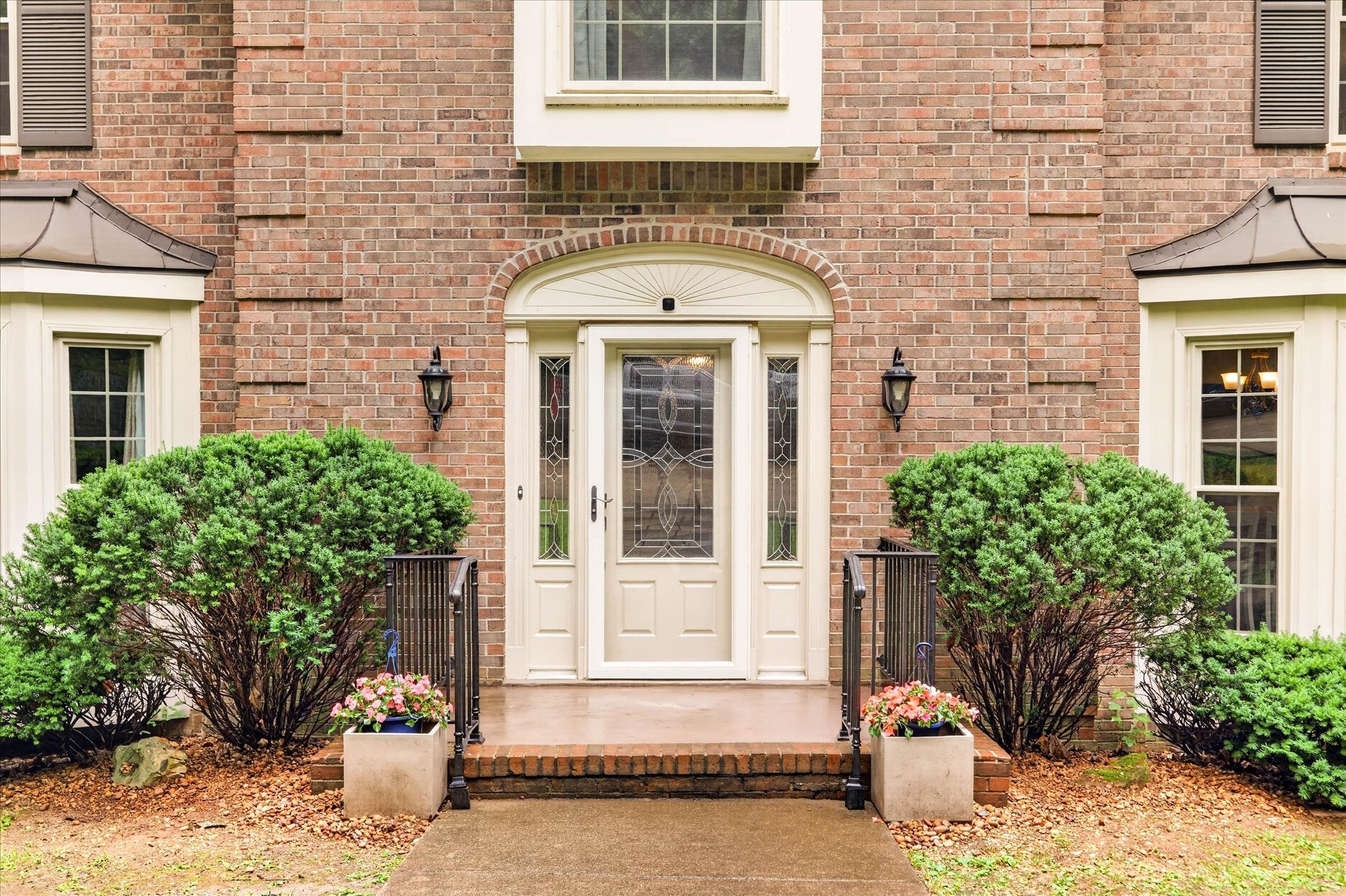 1610 Deerfield Dr