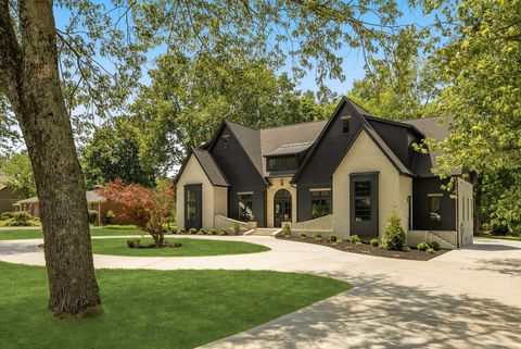 Photo of 1415 Parker Pl, Brentwood, TN 37027 (MLS # 3217137)