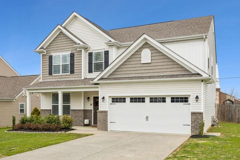 1004 Vanguard Dr Spring Hill TN 37174