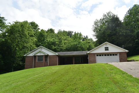 6 Campbell Ln Pleasant Shade TN 37145