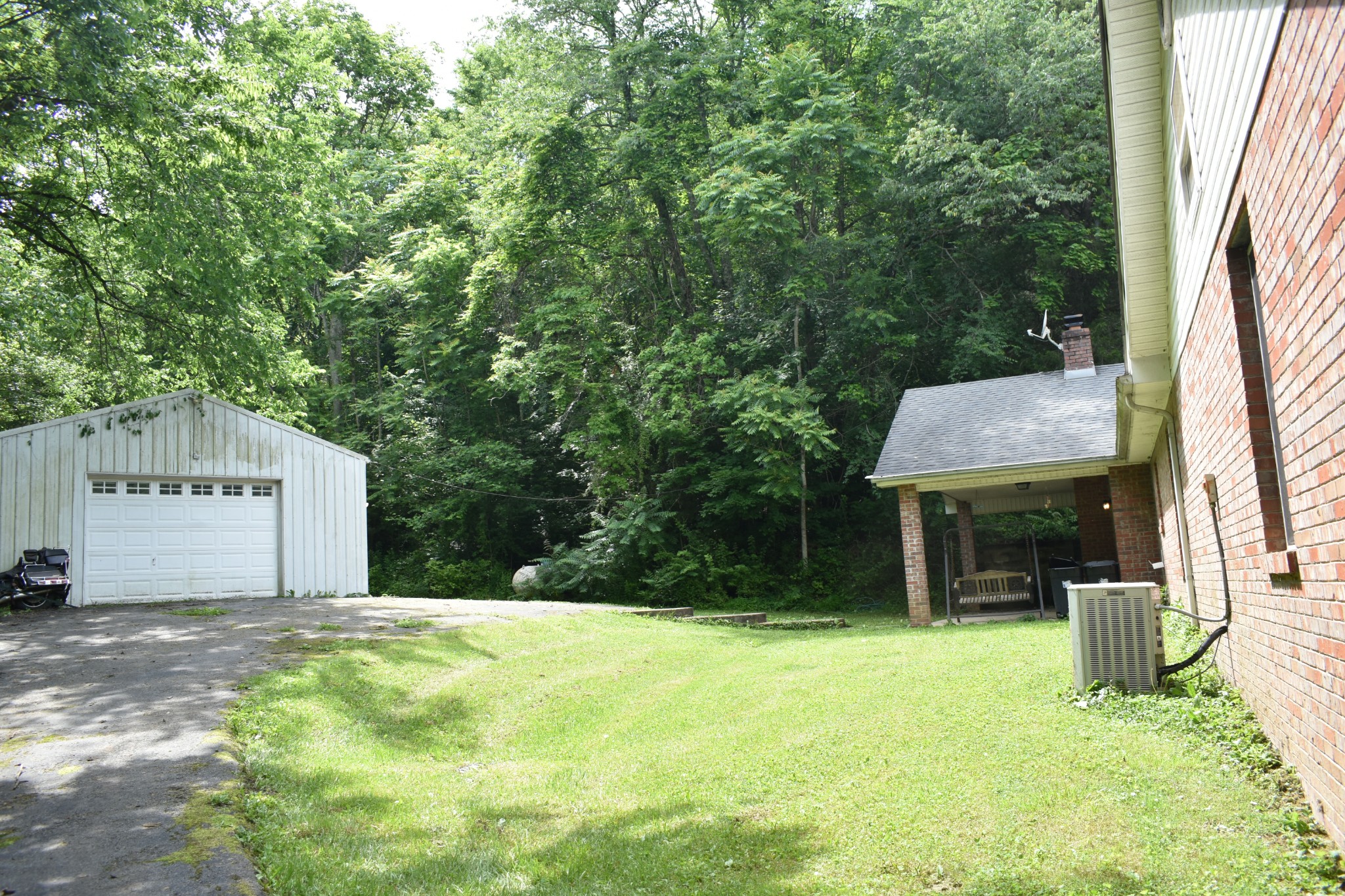 6 Campbell Ln