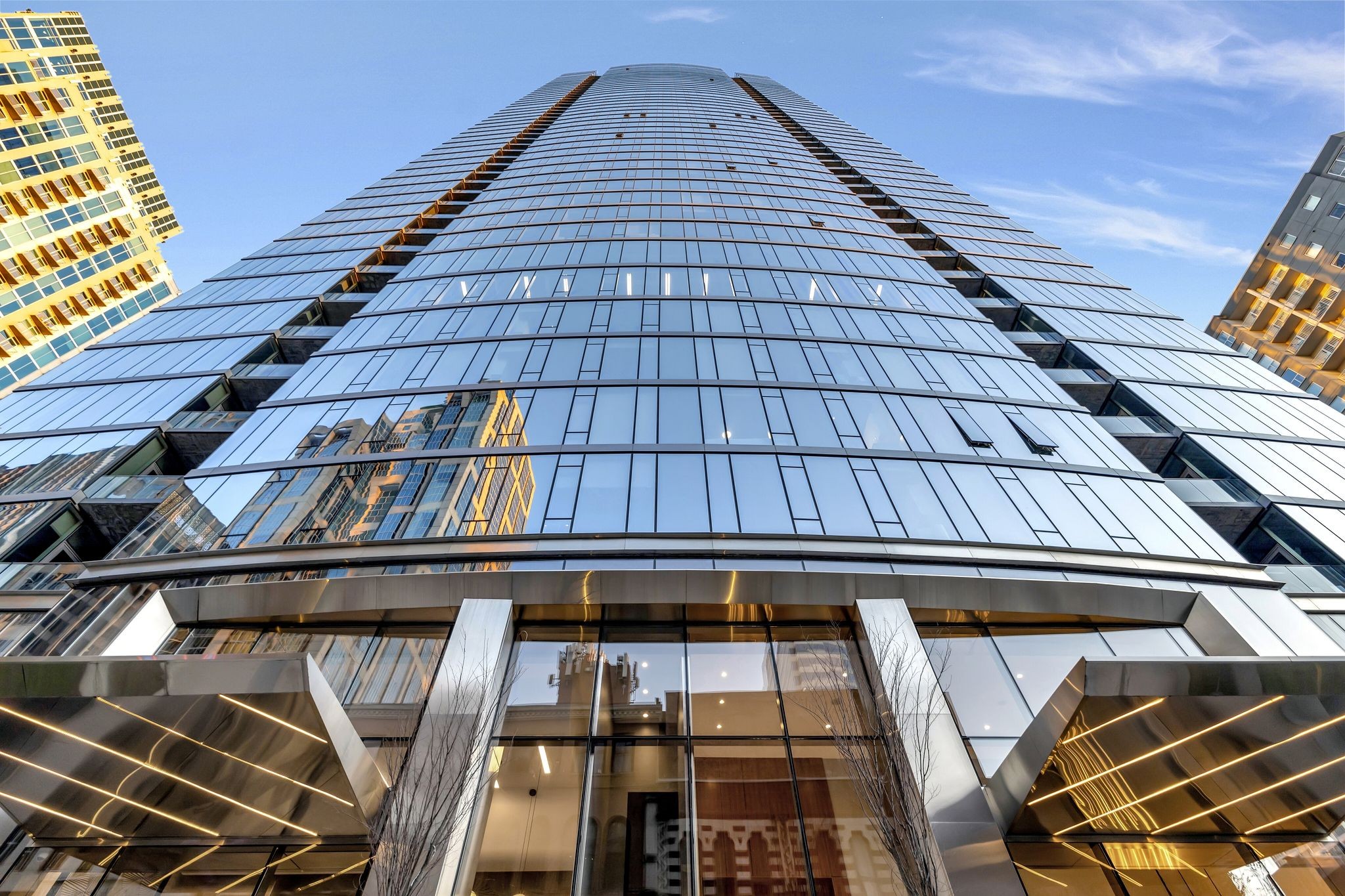 Nashville, Tennessee 37219, United States, 2 Bedrooms Bedrooms, ,2 BathroomsBathrooms,Residential,Active,4745