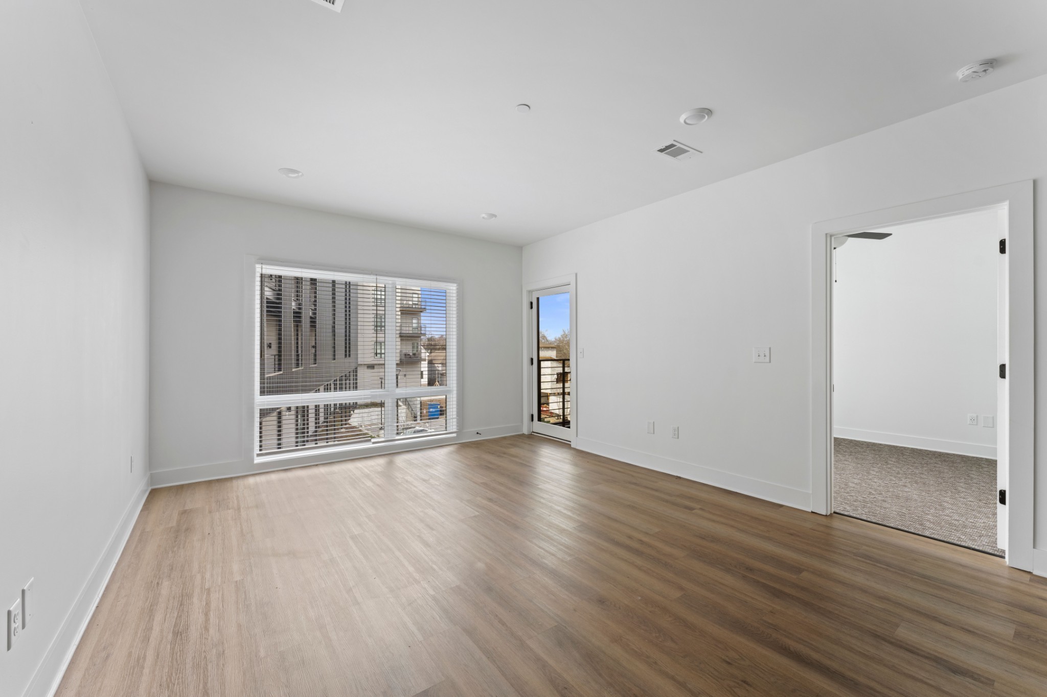 2704 Clifton Ave 201