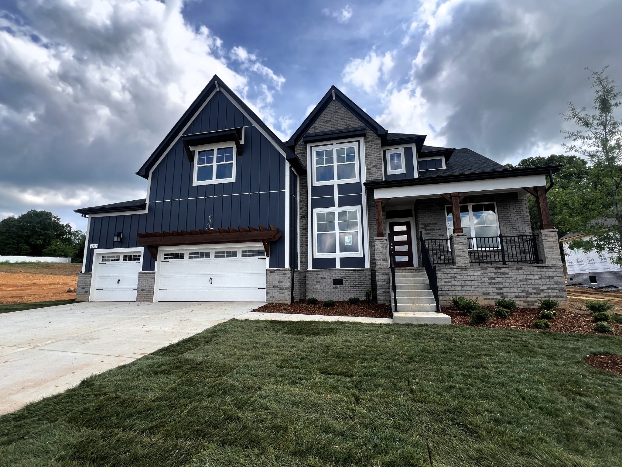 7266 Fairlawn Drive