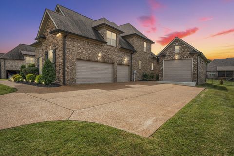 117 Brixton Rdg Lebanon TN 37087