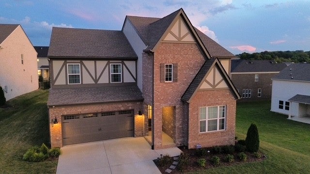 1806 Ableson Way