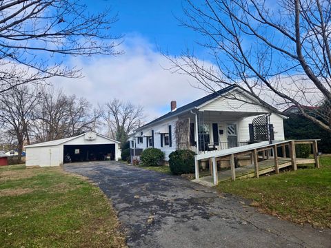 314 Debus St Lawrenceburg TN 38464