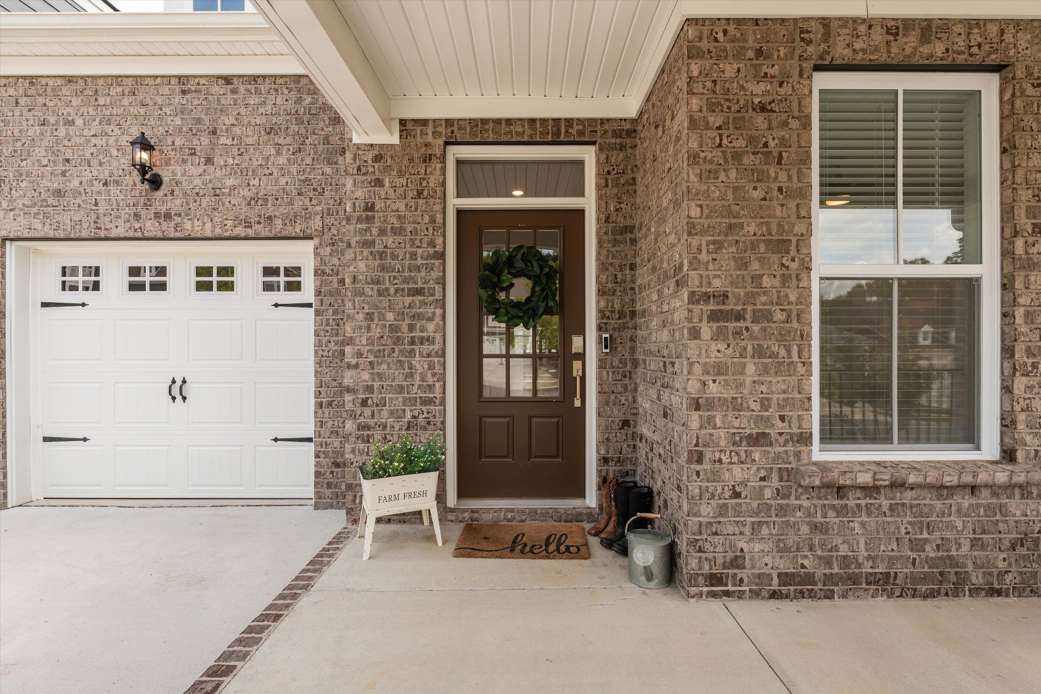 552 Gingerwood Ln