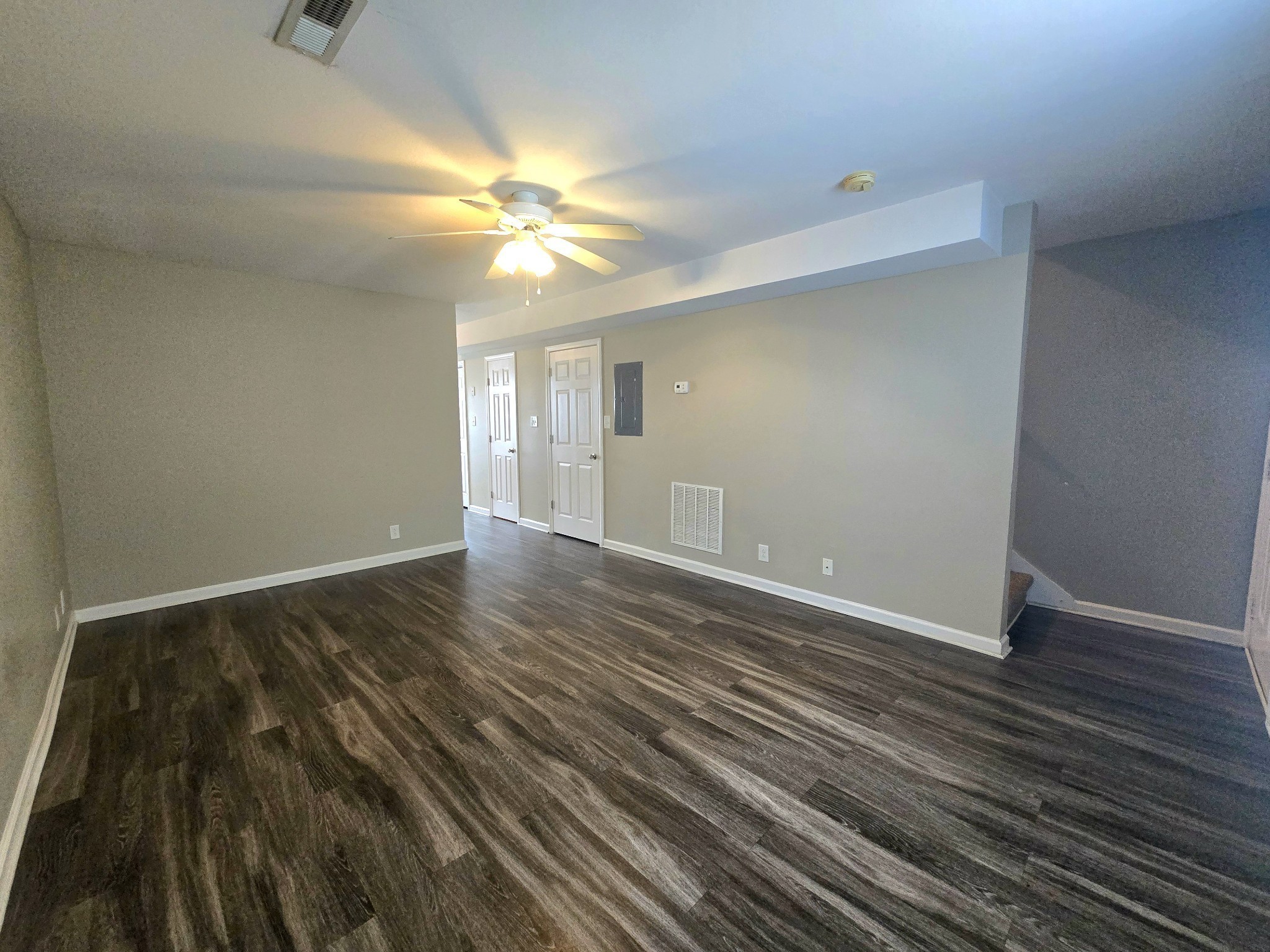 252 Executive Ave 1A