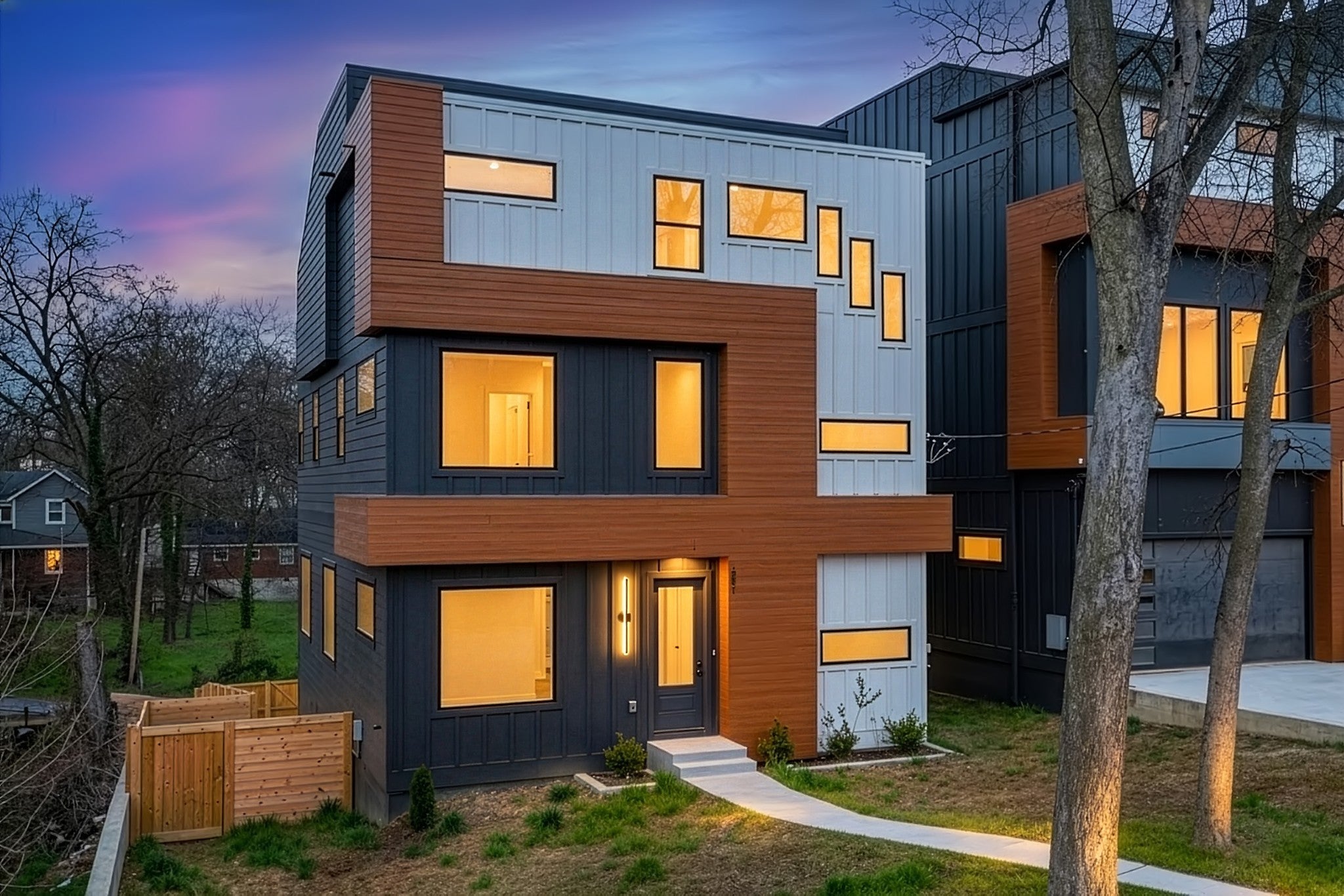 1001 Glenview Dr