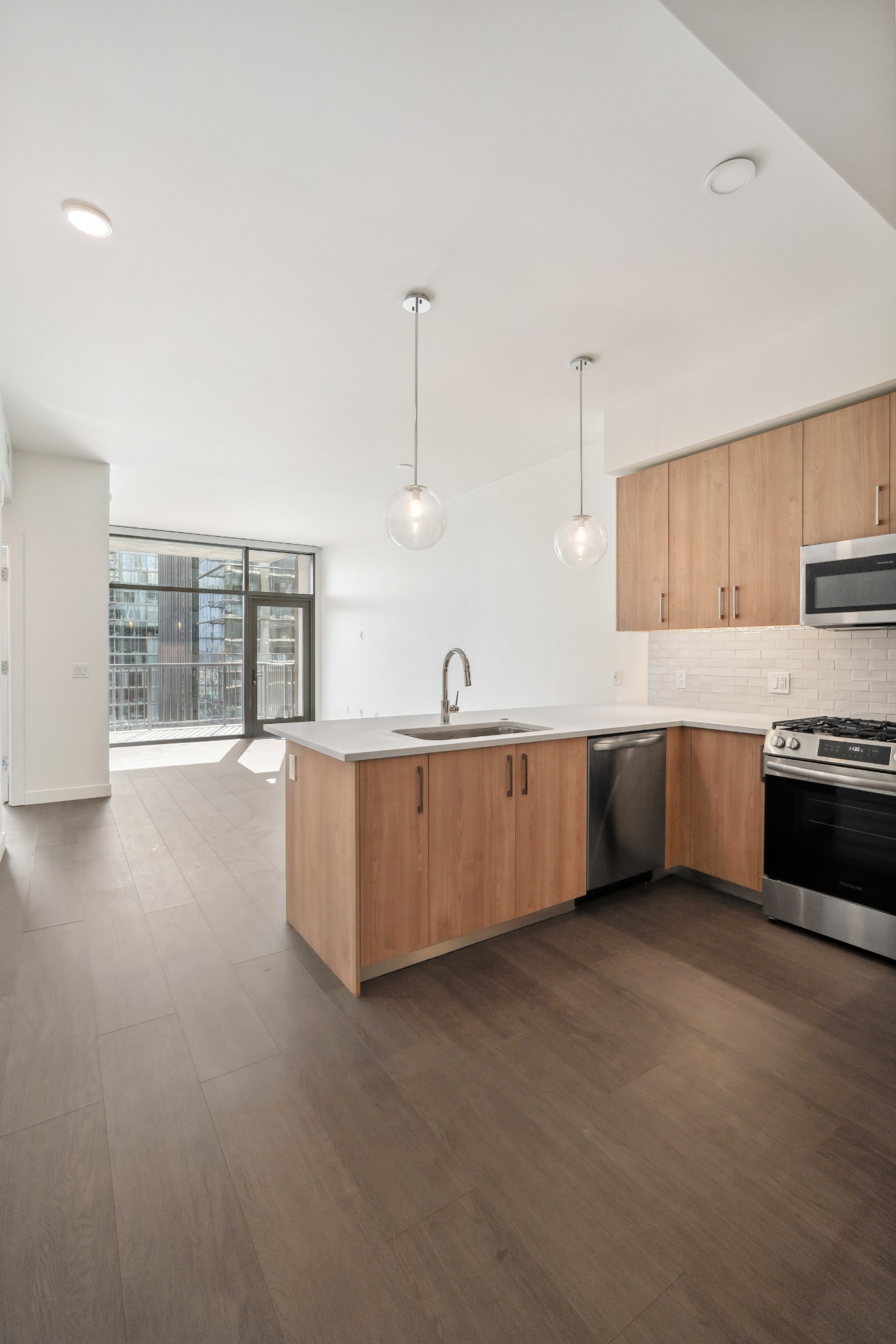 1212 Demonbreun St A6 (N)