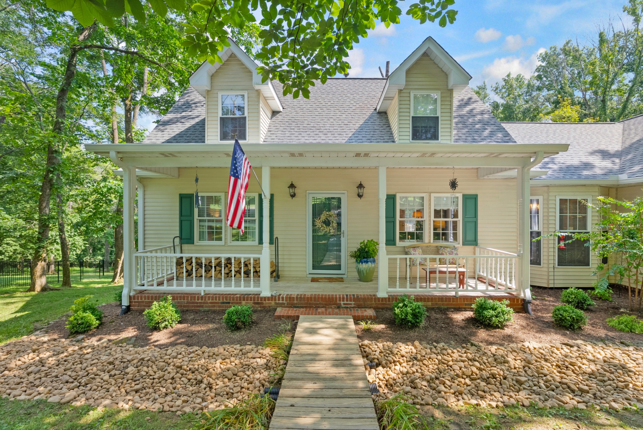 2023 Crencor Dr