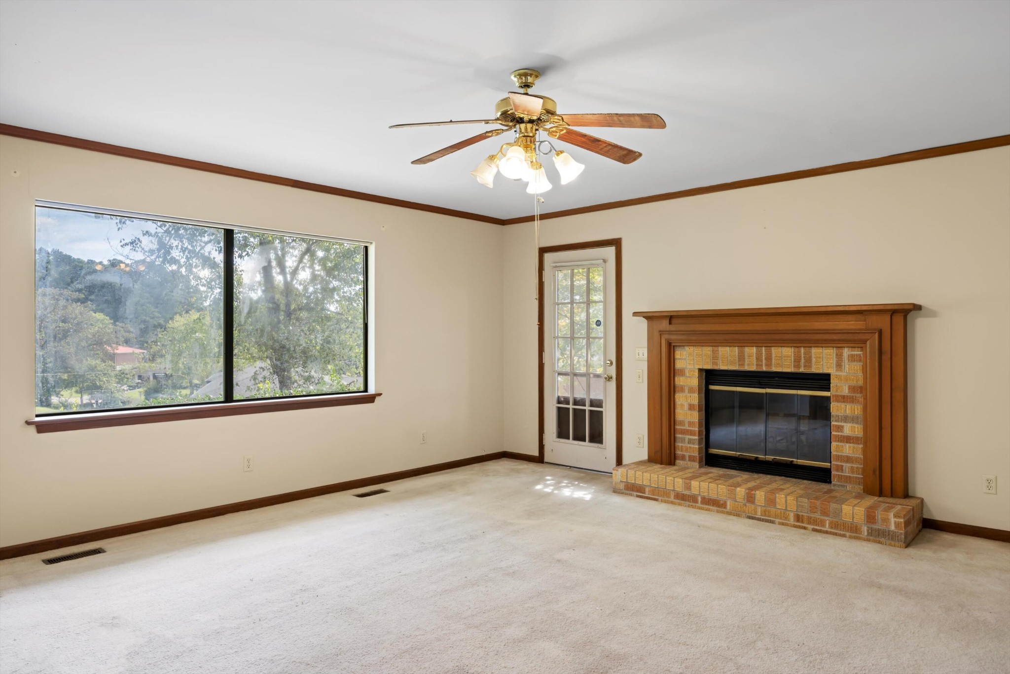 3538 Claremont Avenue