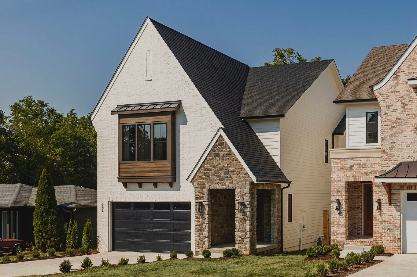 4-bed listing at 934 Crescent Hill Rd, Nashville