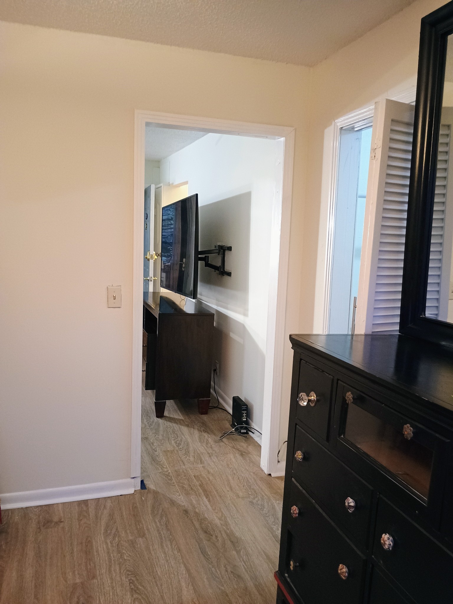 261 White Bridge Pike 170