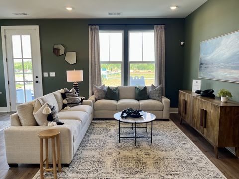 130 Valentine Aly Nashville TN 37218