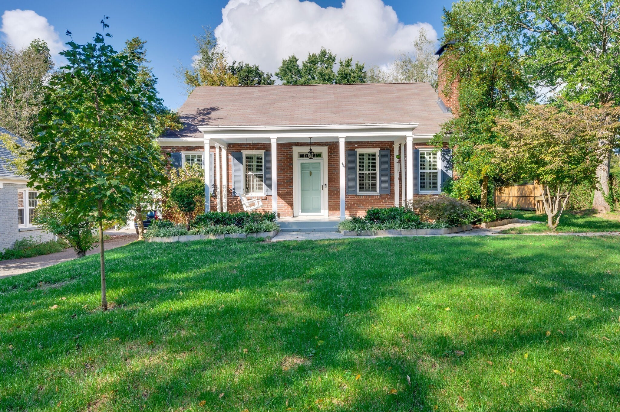 226 Woodmont Cir