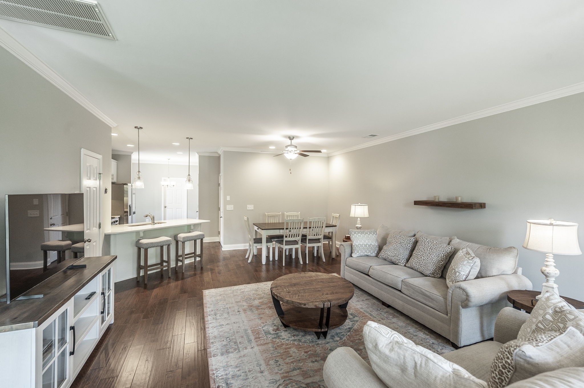 1733 Old Drakes Creek Rd