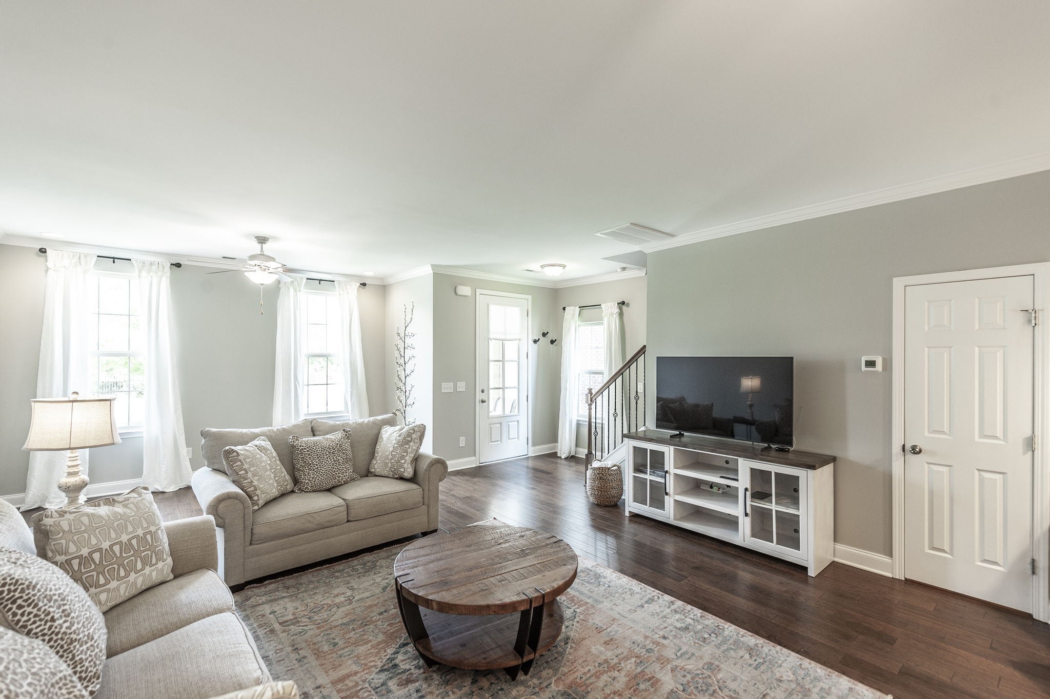 1733 Old Drakes Creek Rd