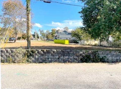 1641 Chase St Nashville TN 37216