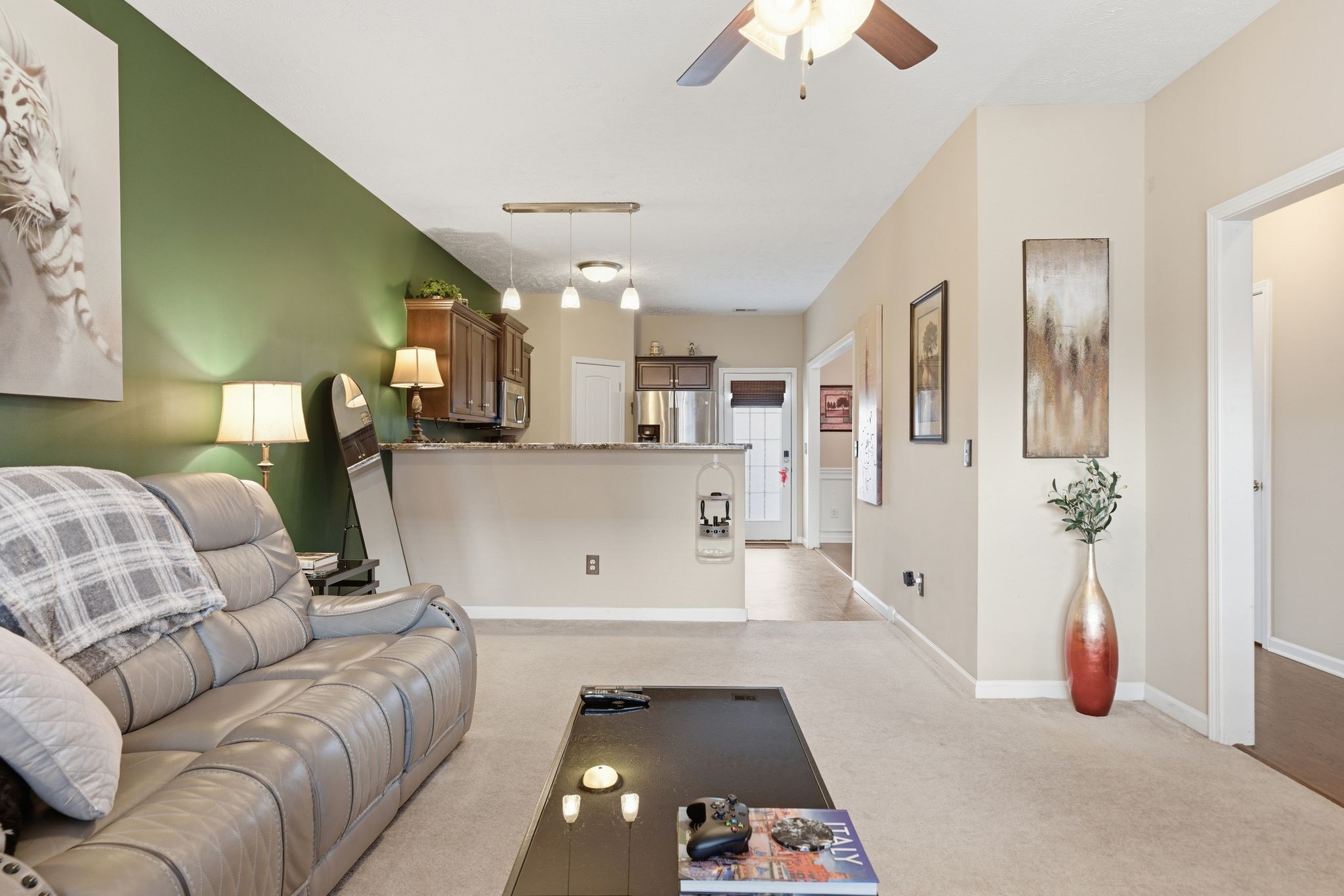 2323 New Holland Cir