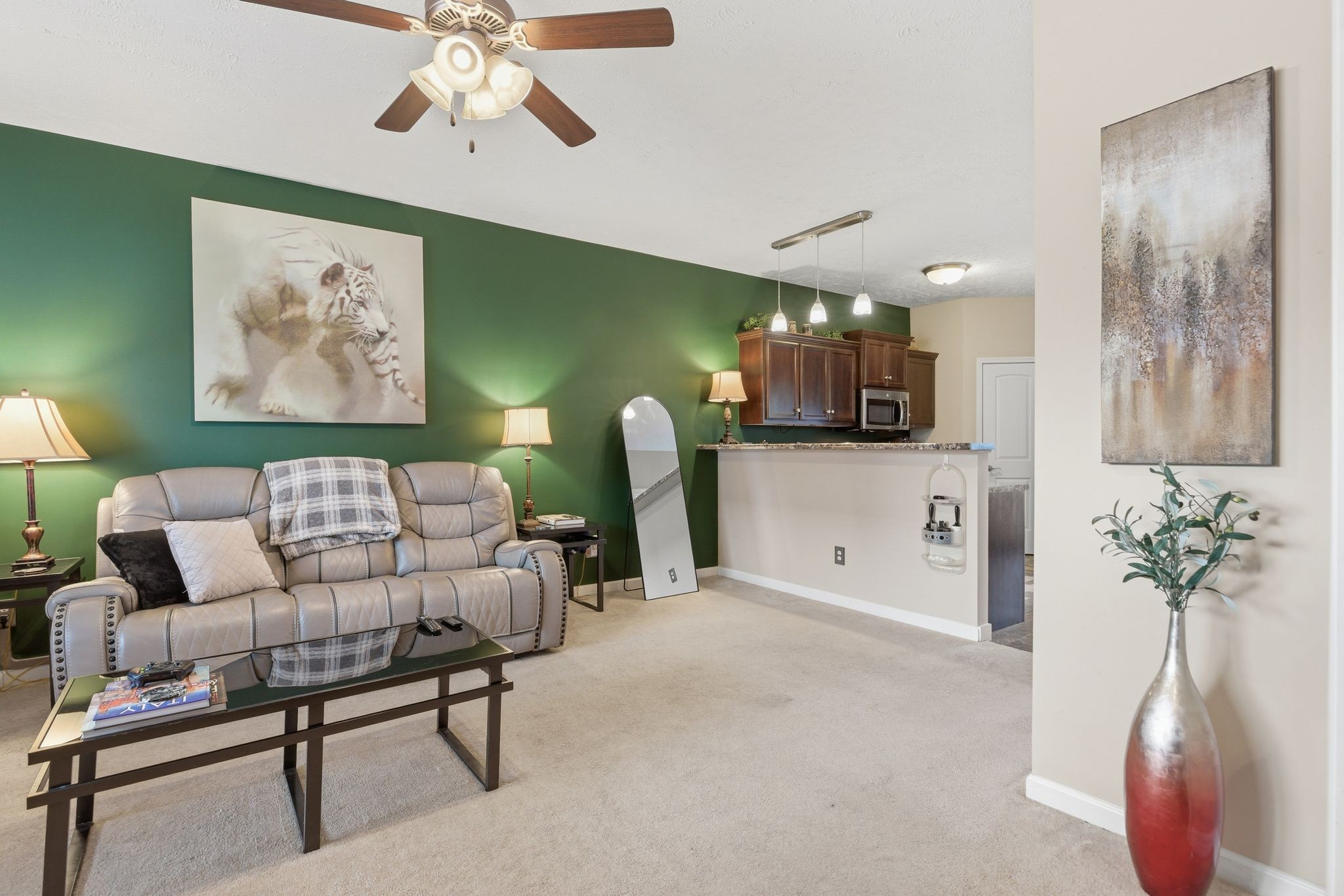 2323 New Holland Cir