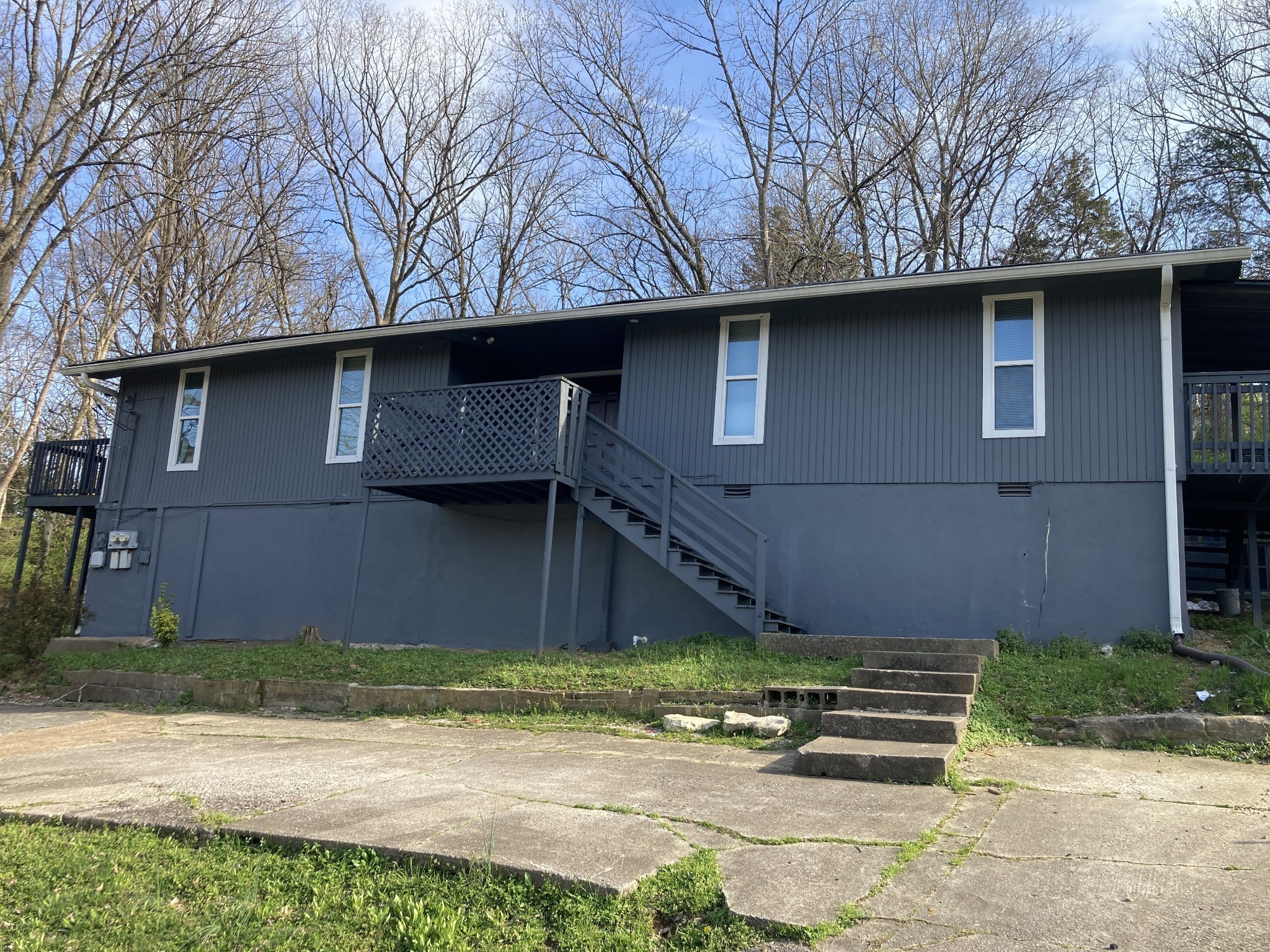 Photo 1 of 11 — 5240 Tusculum Ct, Nashville, TN 37211