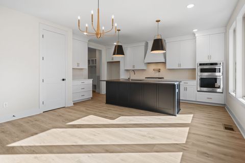 3199B Doak Ave Nashville TN 37218