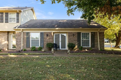 8207 Sawyer Brown Rd M1 Nashville TN 37221