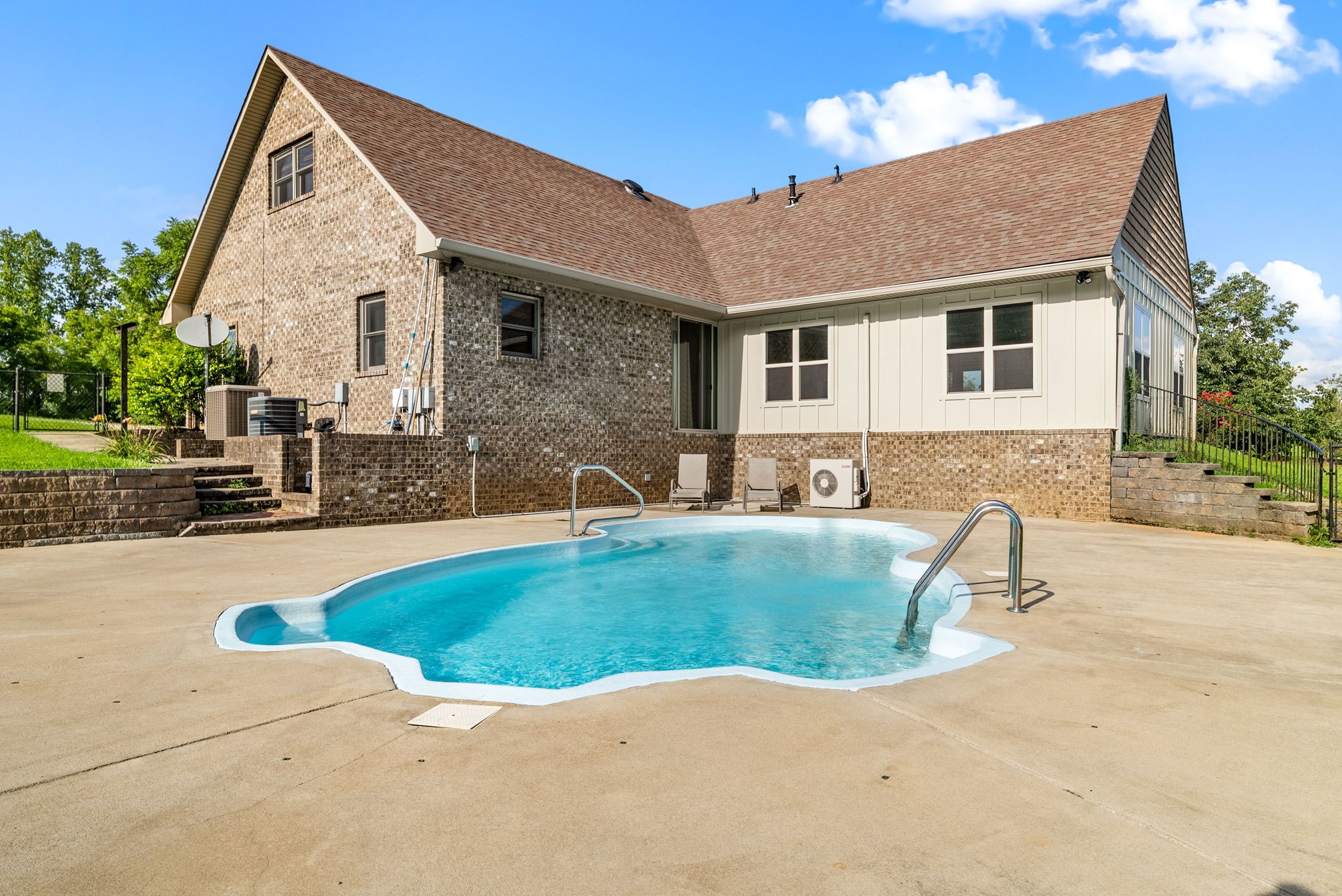 1012 Spring Creek Rd