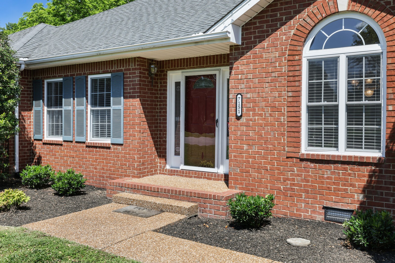 7151 Lama Terra Dr