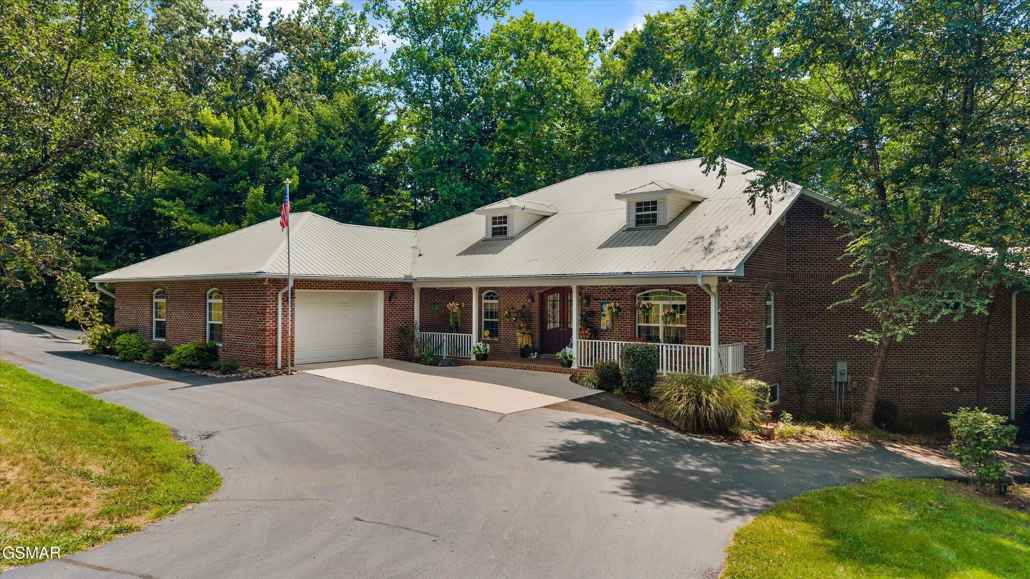 860 Black Fox Harbor Road