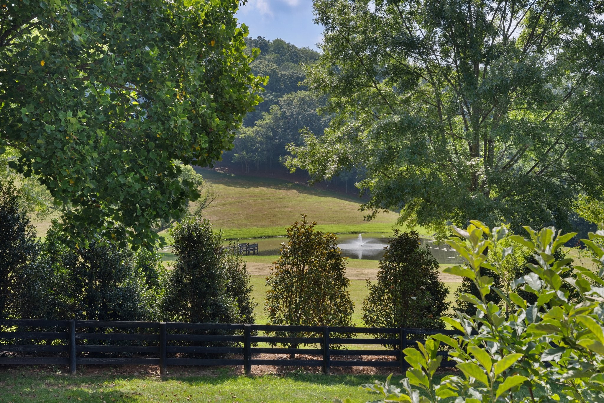 409 Lake Valley Dr